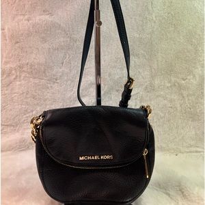 Michael kors black leather crossbody bag
